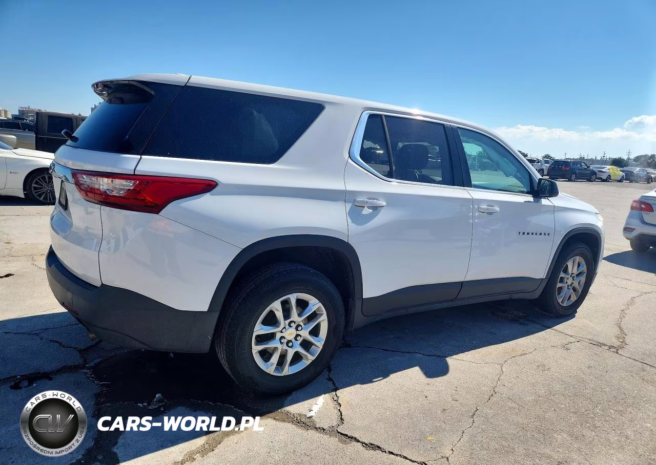2020 Chevrolet Traverse Ls VIN:1GNERFKW0LJ184071 - 3