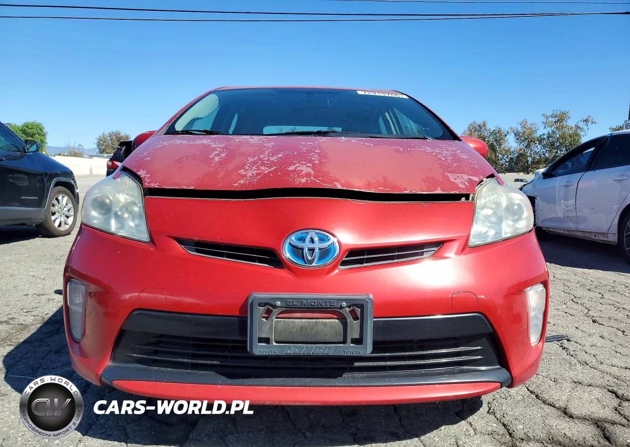 2012 Toyota Prius Three VIN:JTDKN3DUXC1510198 - 5