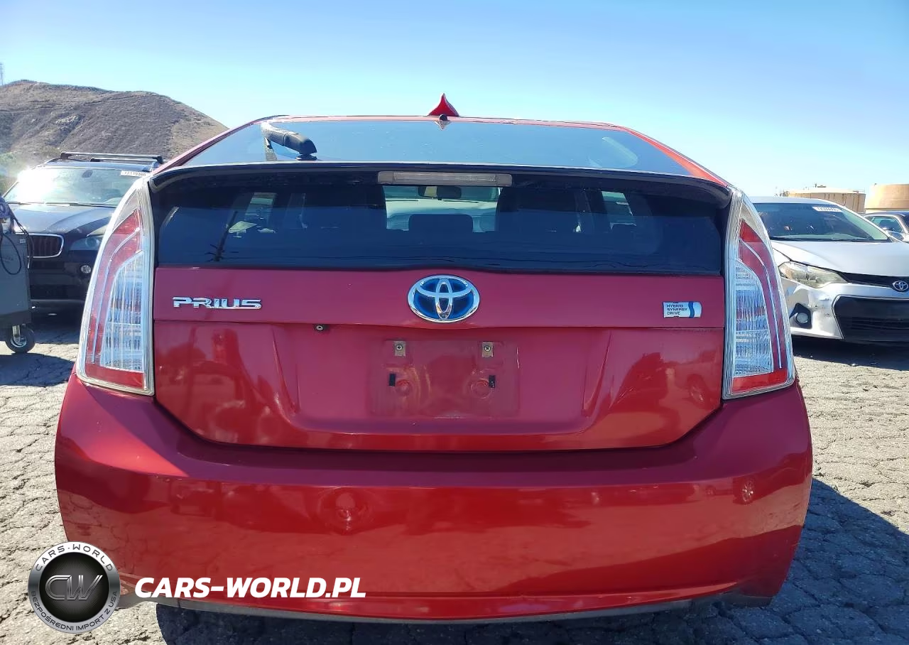 2012 Toyota Prius Three VIN:JTDKN3DUXC1510198 - 6