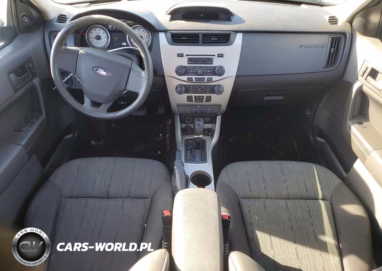 2008 Ford Focus Se VIN:1FAHP35N98W215878 - 8