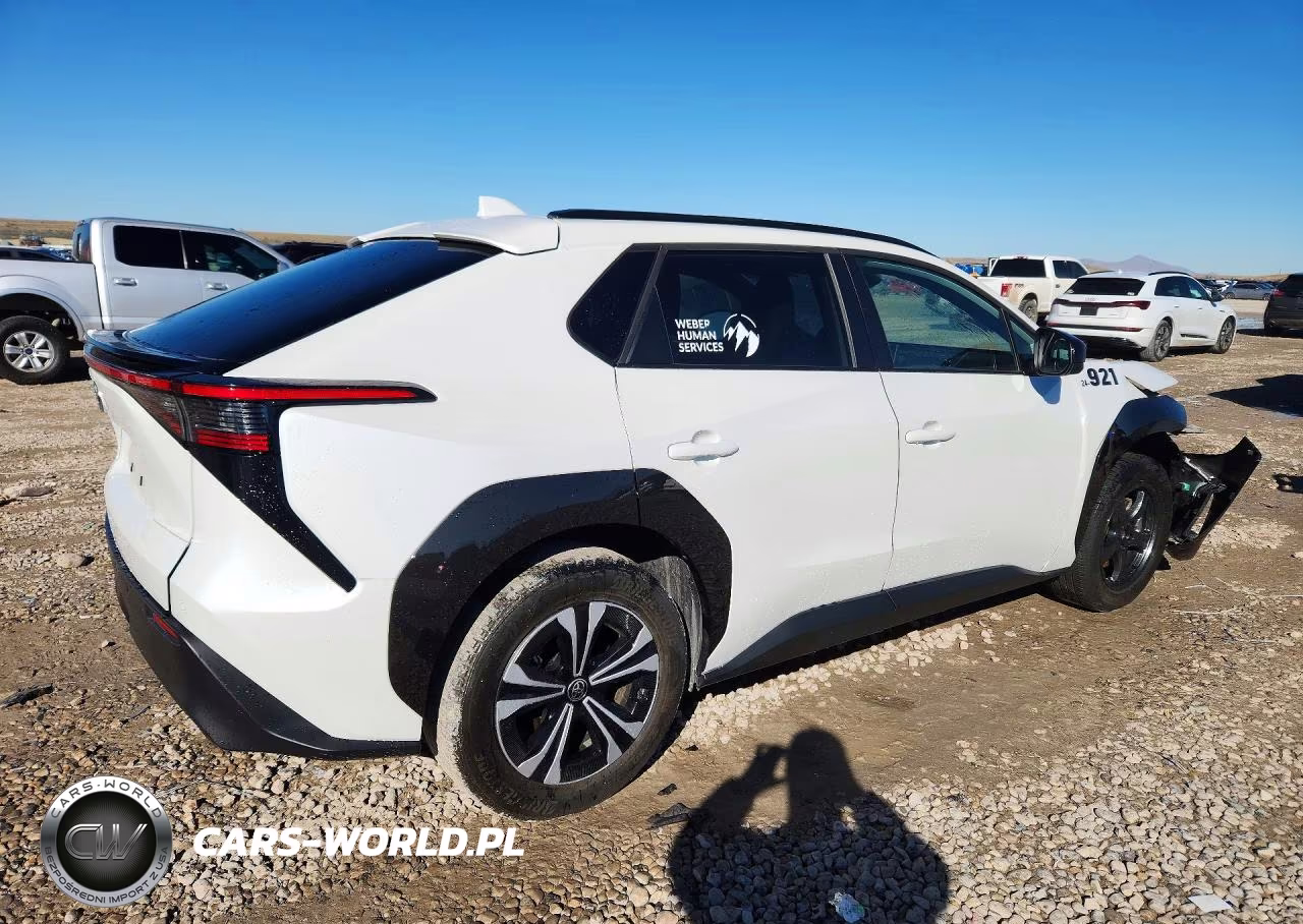 2024 Toyota Bz4X Xle VIN:JTMAAAAA3RA030857 - 3