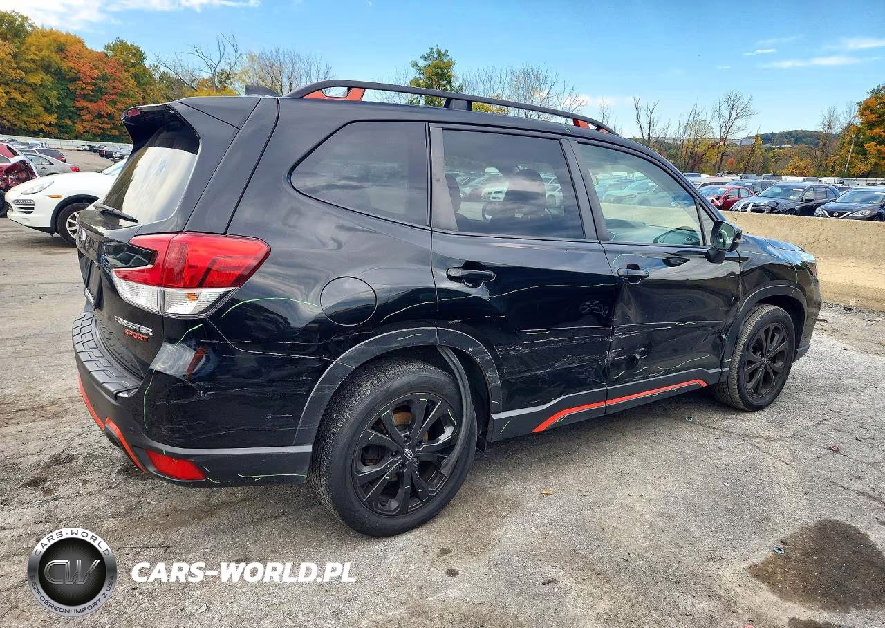 2020 Subaru Forester Sport VIN:JF2SKARC9LH471061 - 3