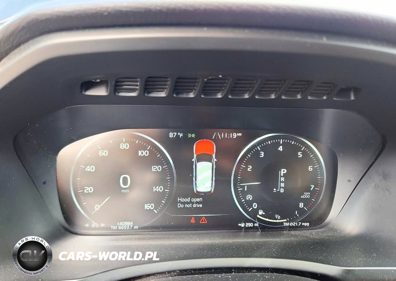 2016 Volvo Xc90 T6 VIN:YV4A22PK4G1076615 - 9