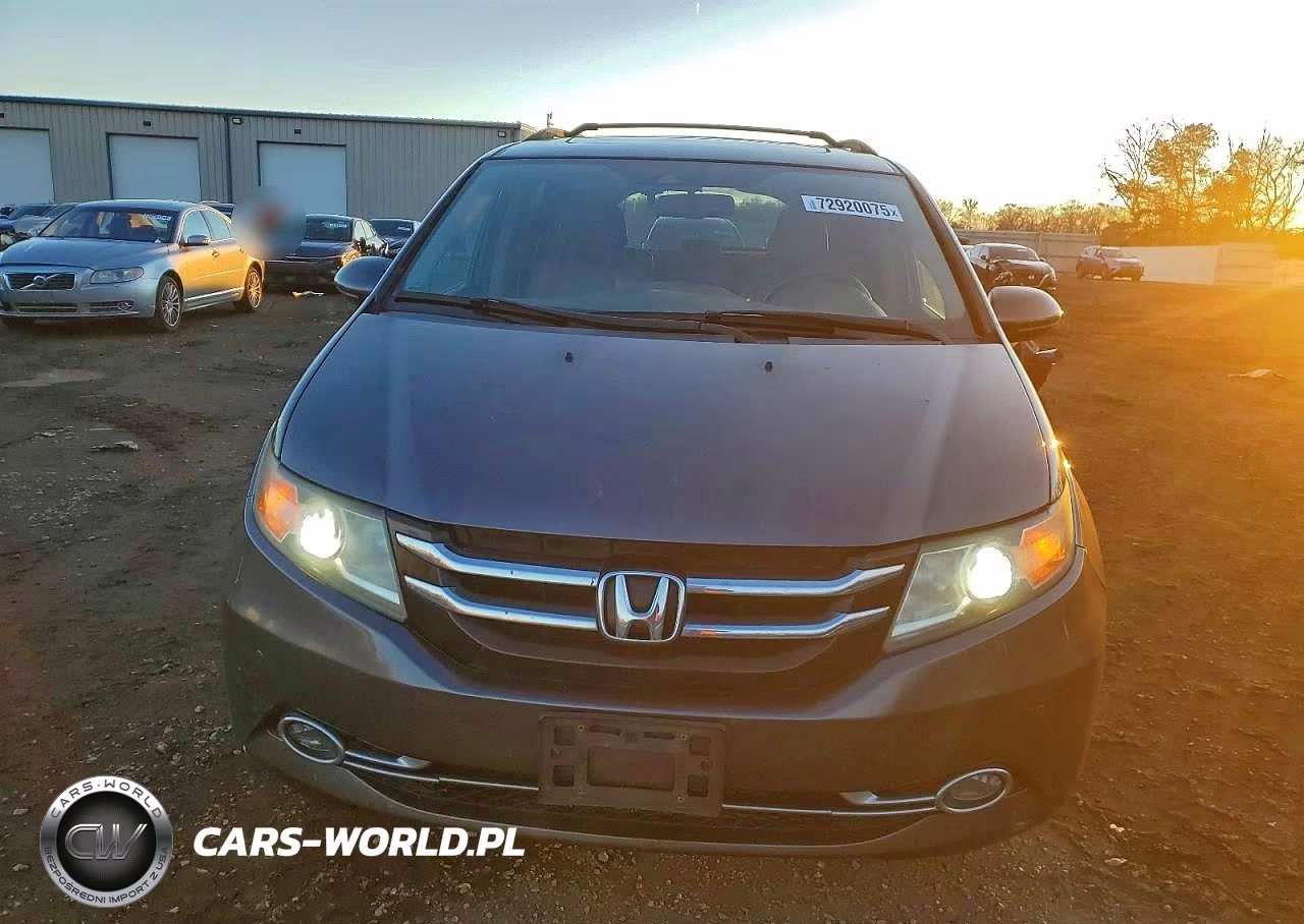 2014 Honda Odyssey Touring VIN:5FNRL5H92EB136461 - 5