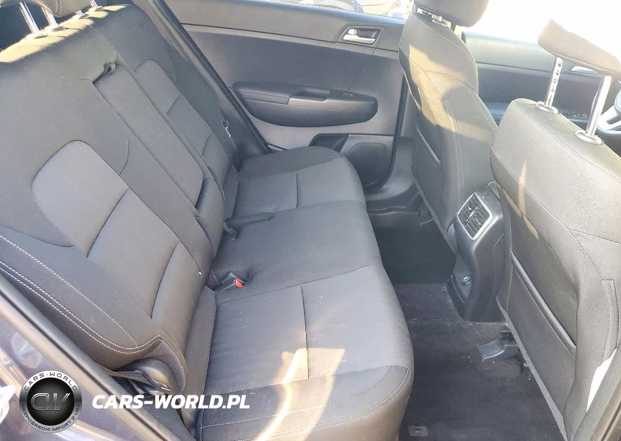 2020 Kia Sportage Lx VIN:KNDPMCAC1L7674991 - 11
