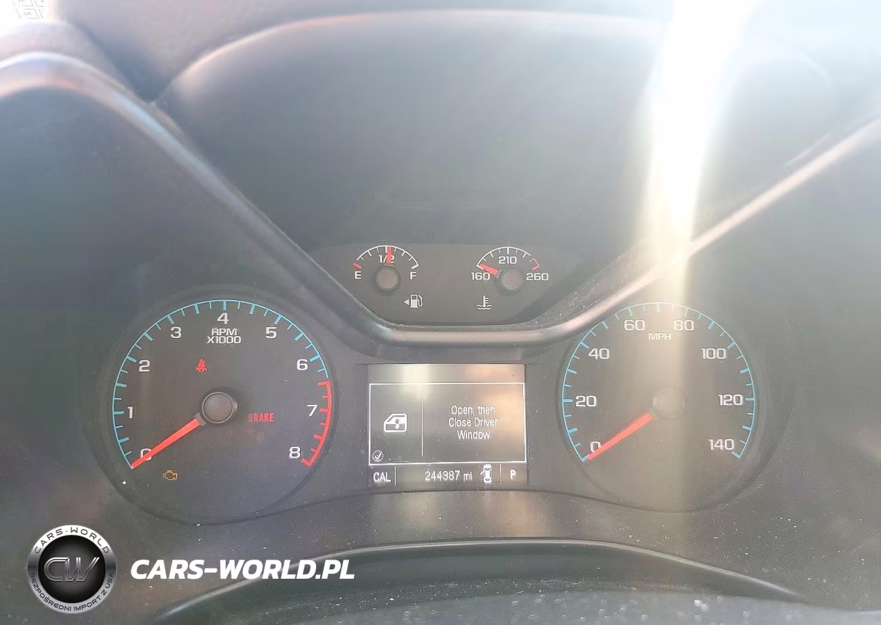 2015 Chevrolet Colorado Z71 VIN:1GCGTCE33F1254797 - 9