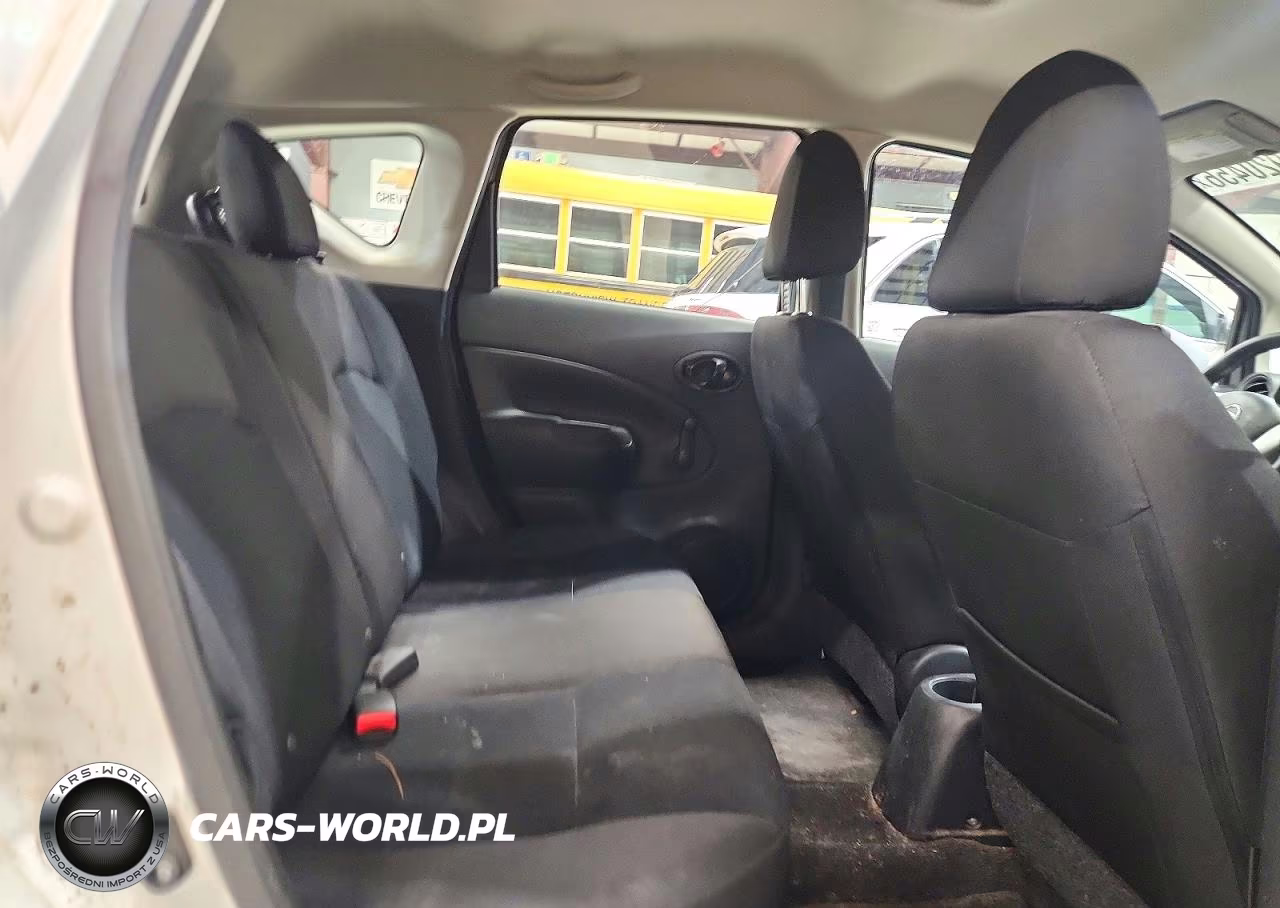 2015 Nissan Versa Note S Plus VIN:3N1CE2CP8FL445006 - 10