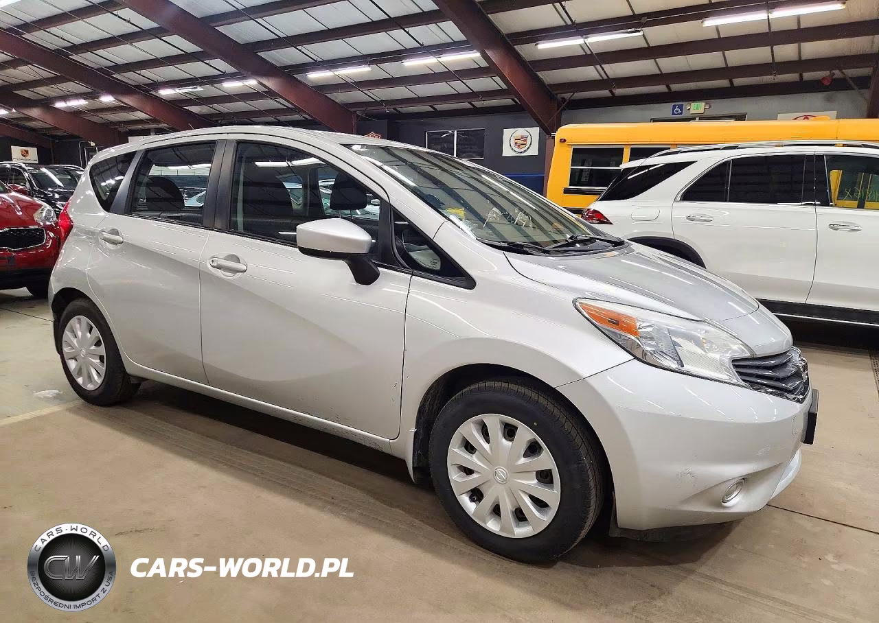 2015 Nissan Versa Note S Plus VIN:3N1CE2CP8FL445006 - 4