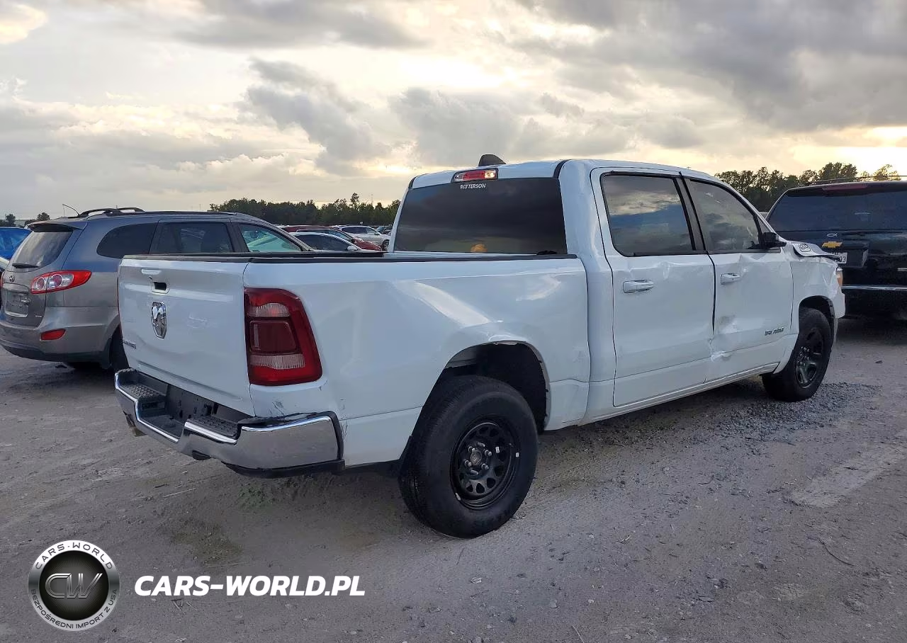 2024 Ram 1500 Laramie VIN:1C6RREJTXRN220109 - 3