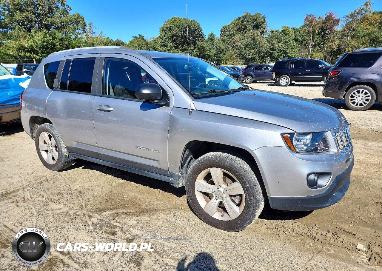 2016 Jeep Compass Sport VIN:1C4NJDBB9GD780527 - 4