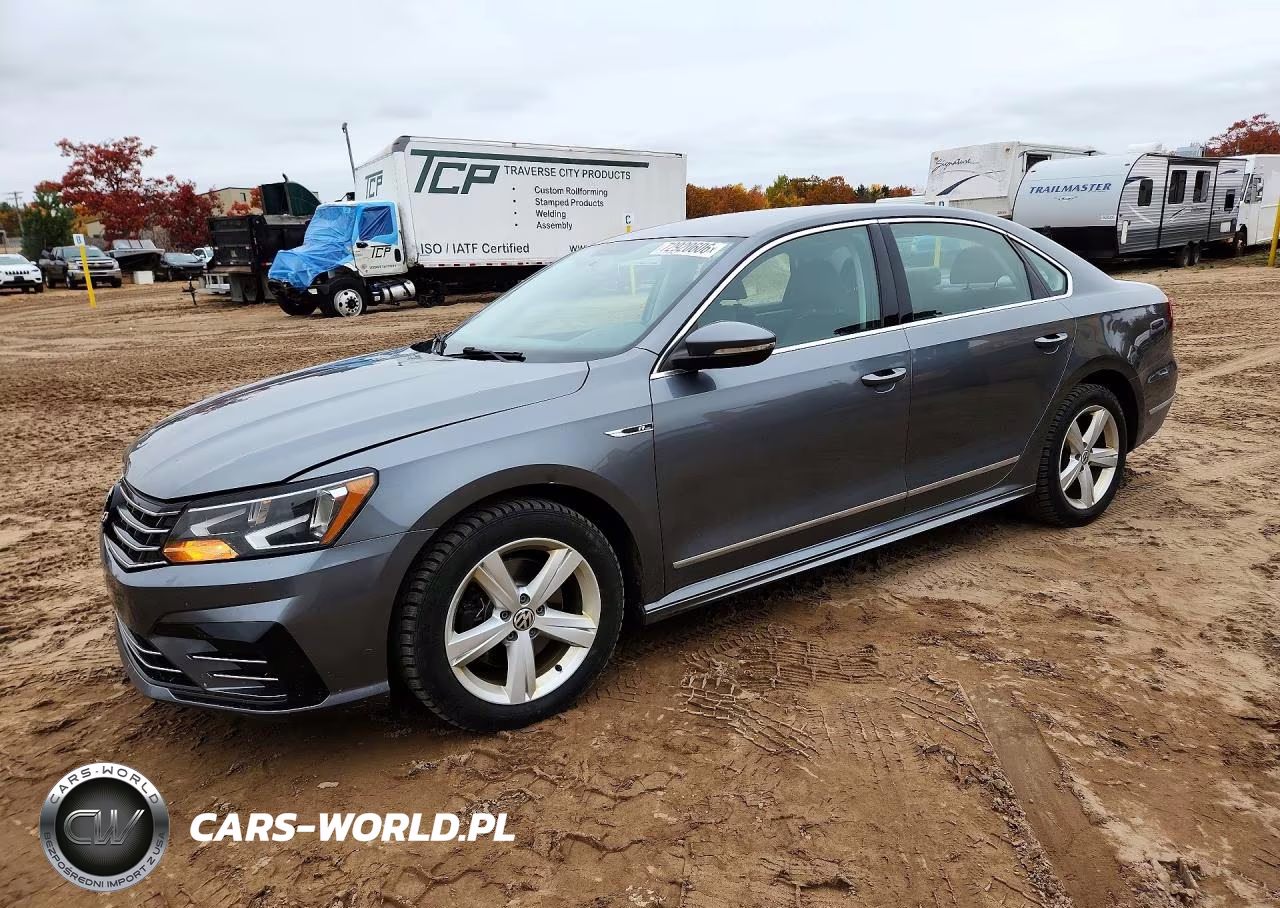 2017 Volk Passat R-L VIN:1VWDT7A32HC019246 - 1
