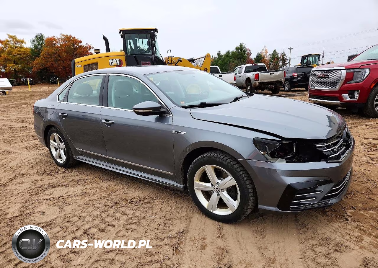 2017 Volk Passat R-L VIN:1VWDT7A32HC019246 - 4