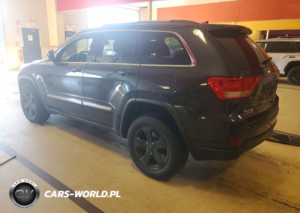 2013 Jeep Grand Cherokee Laredo VIN:1C4RJFAG9DC503193 - 2