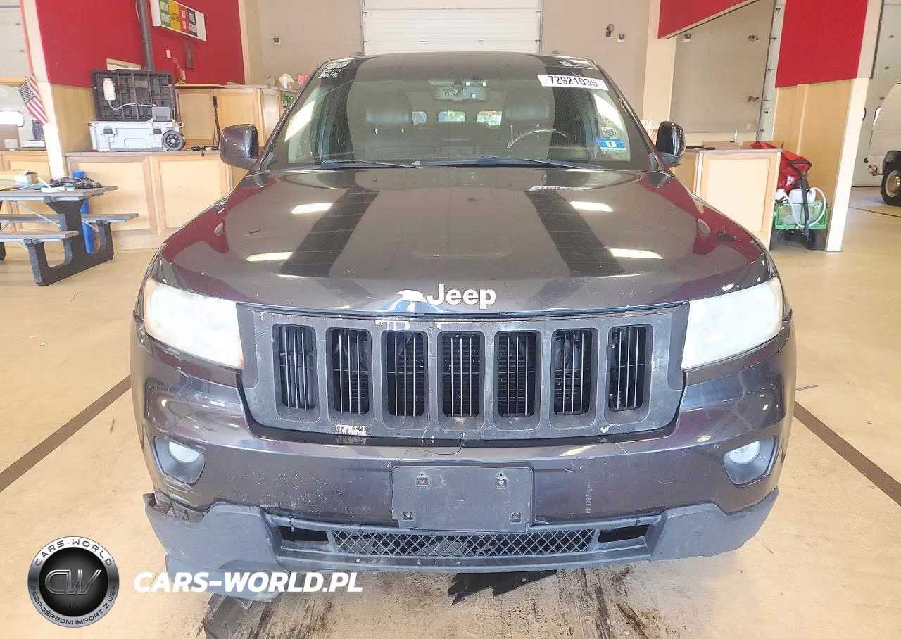 2013 Jeep Grand Cherokee Laredo VIN:1C4RJFAG9DC503193 - 5