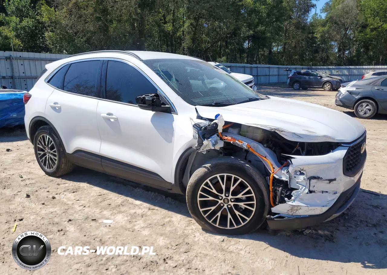 2023 Ford Escape VIN:1FMCU0E13PUB46801 - 4