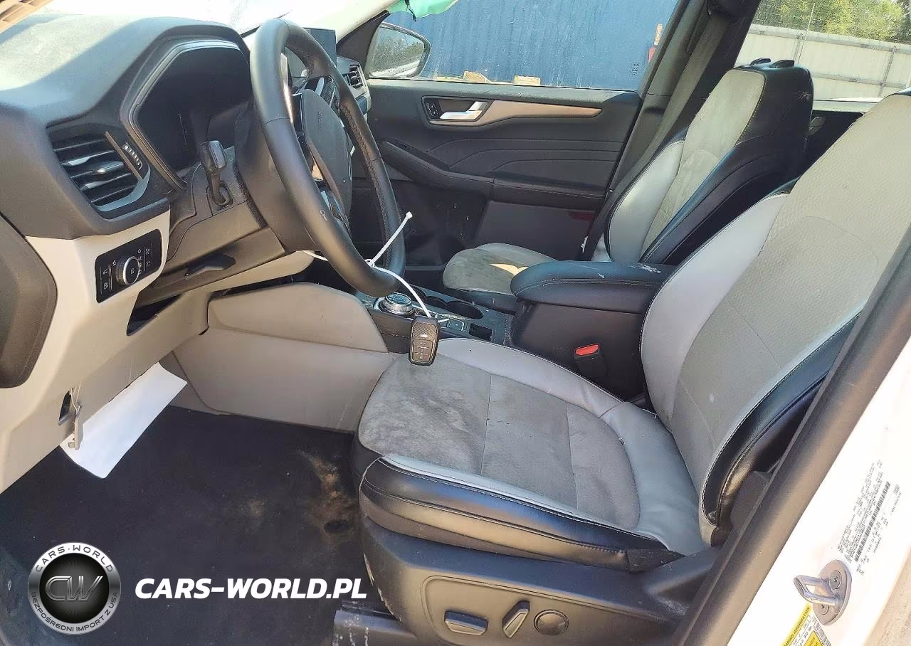 2023 Ford Escape VIN:1FMCU0E13PUB46801 - 7