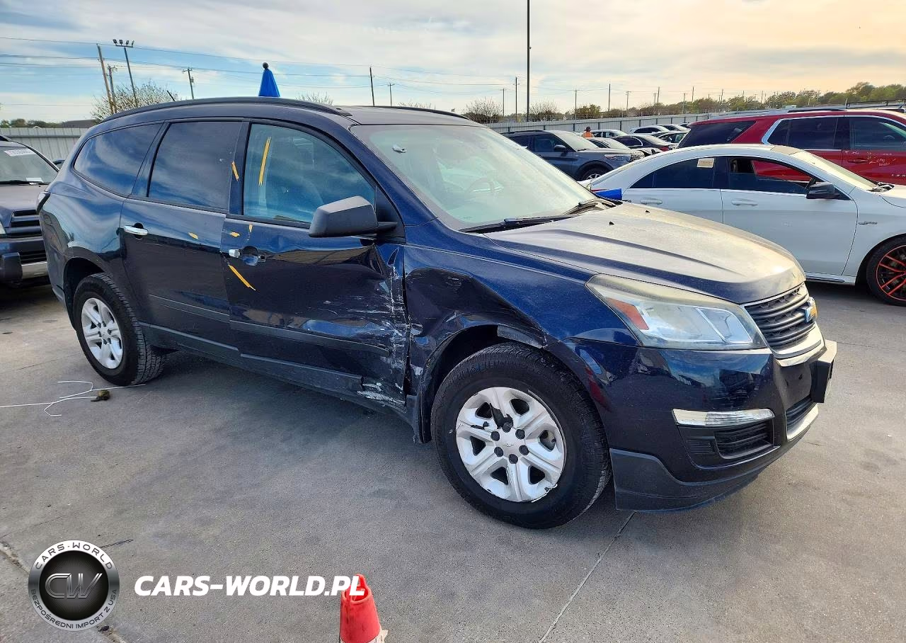 2017 Chevrolet Traverse Ls VIN:1GNKRFKD8HJ229587 - 4
