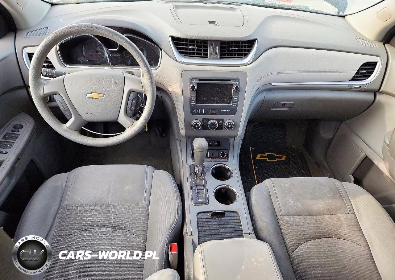 2017 Chevrolet Traverse Ls VIN:1GNKRFKD8HJ229587 - 8