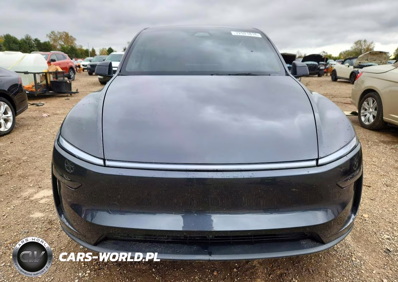 2026 Tesla Model Y VIN:7SAYGDEEXTF407553 - 5