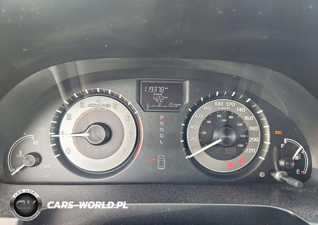 2015 Honda Odyssey Se VIN:5FNRL5H30FB501748 - 9