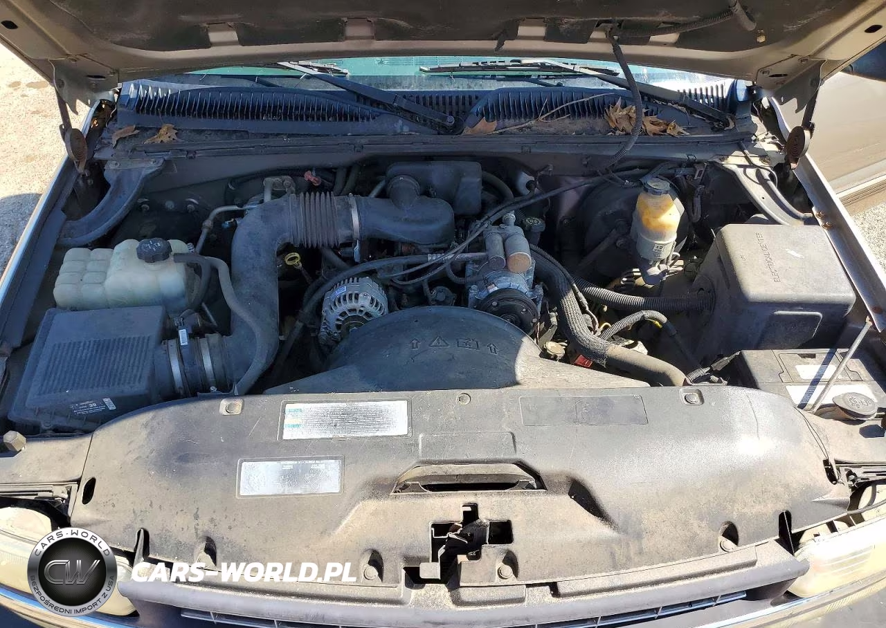 2000 Chevrolet Silverado C1500 VIN:1GCEC14W9YZ301794 - 11