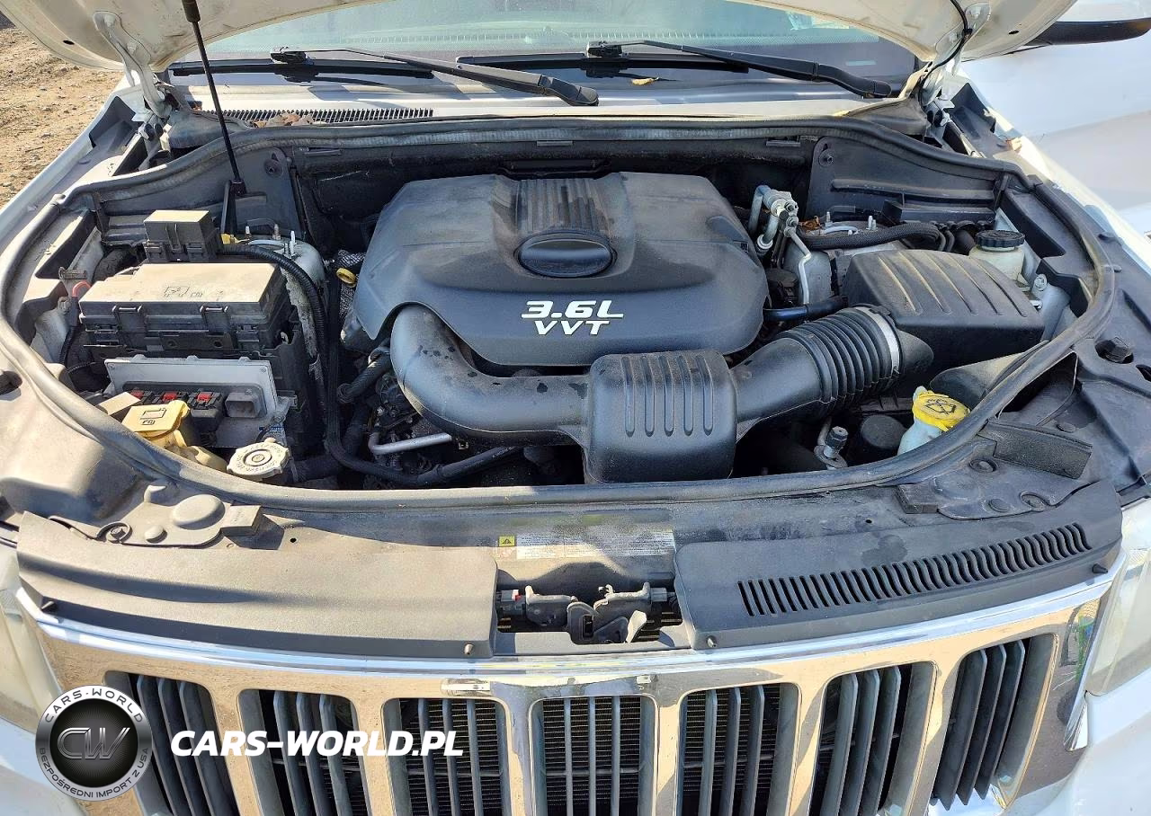 2013 Jeep Grand Cherokee Laredo VIN:1C4RJFAG7DC513222 - 12