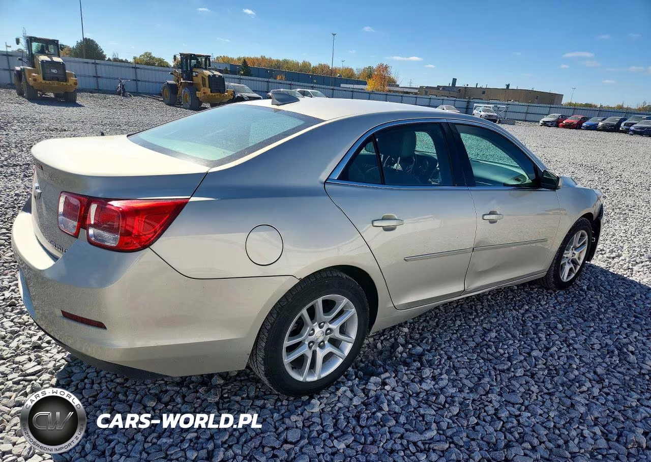 2015 Chevrolet Malibu 1Lt VIN:1G11C5SLXFF316620 - 3