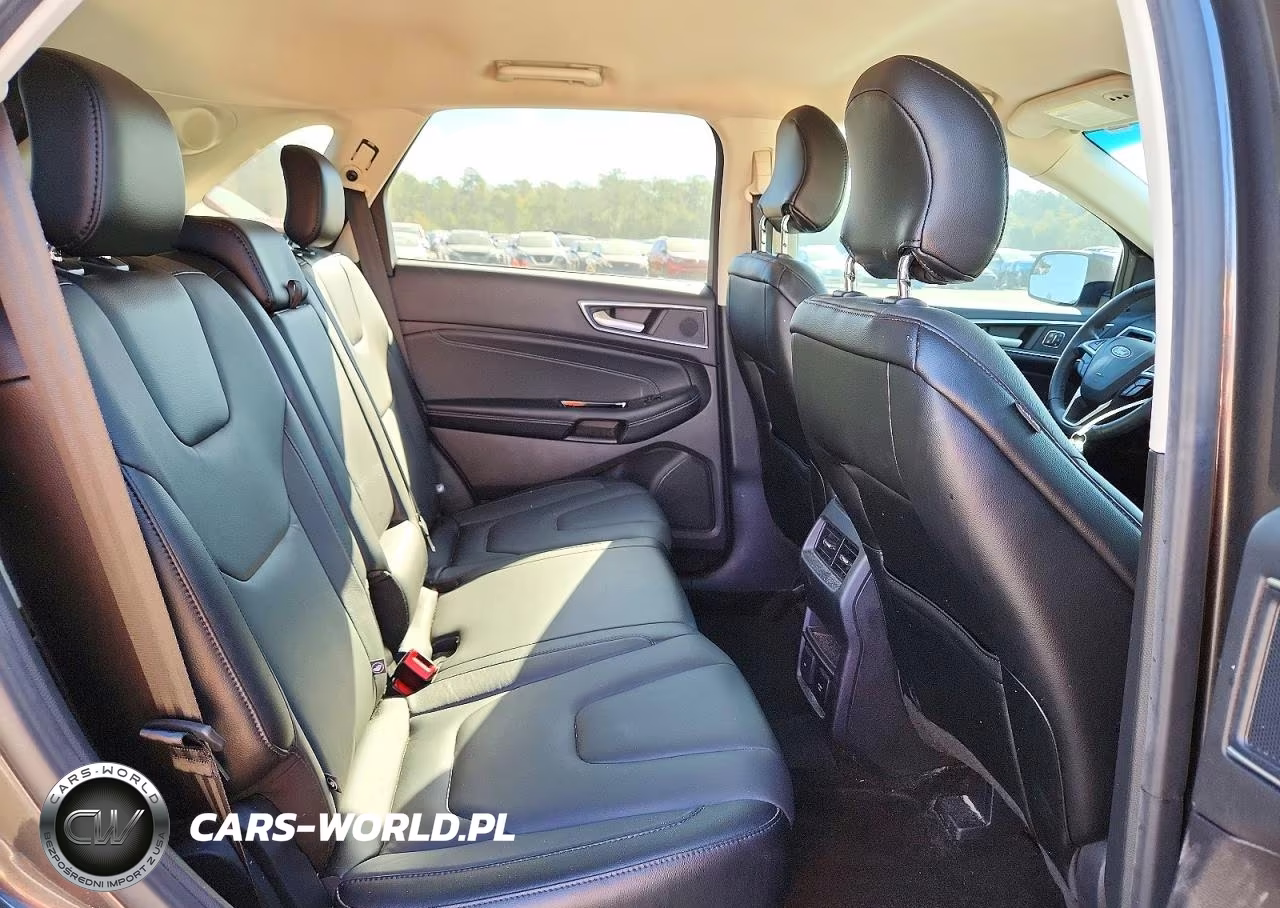 2018 Ford Edge Titanium VIN:2FMPK3K91JBC40174 - 11
