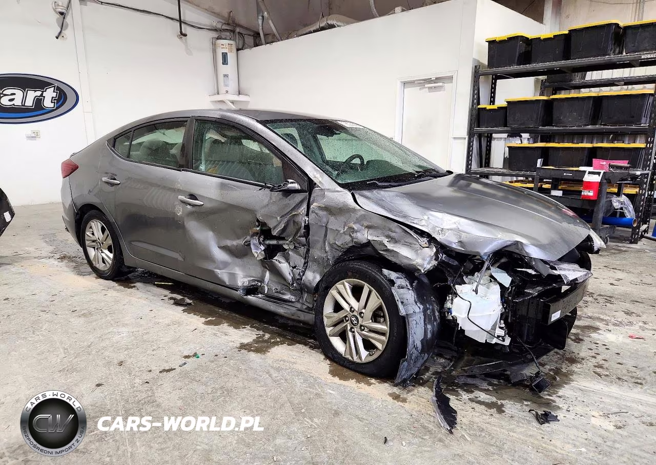 2019 Hyundai Elantra Sel VIN:5NPD84LF8KH408849 - 4