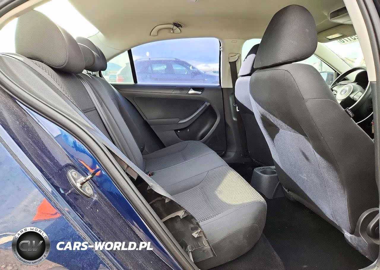 2012 Volkswagen Jetta Base VIN:3VW2K7AJ9CM390081 - 10