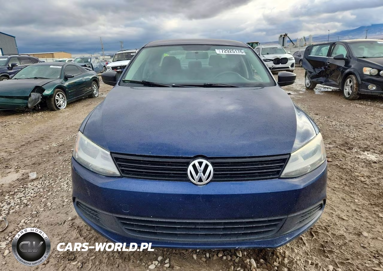 2012 Volkswagen Jetta Base VIN:3VW2K7AJ9CM390081 - 5