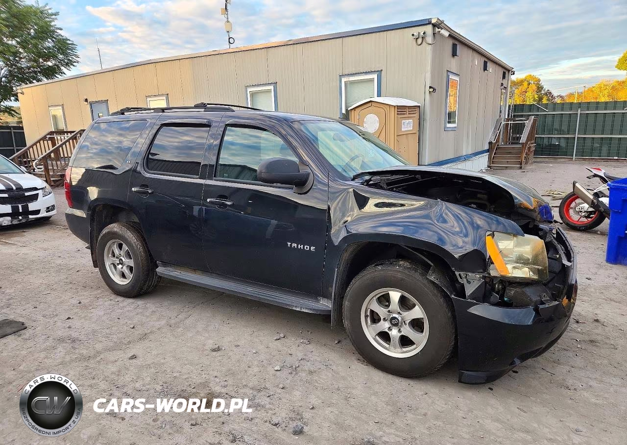 2011 Chevrolet Tahoe K1500 Lt VIN:1GNSKBE00BR311229 - 4
