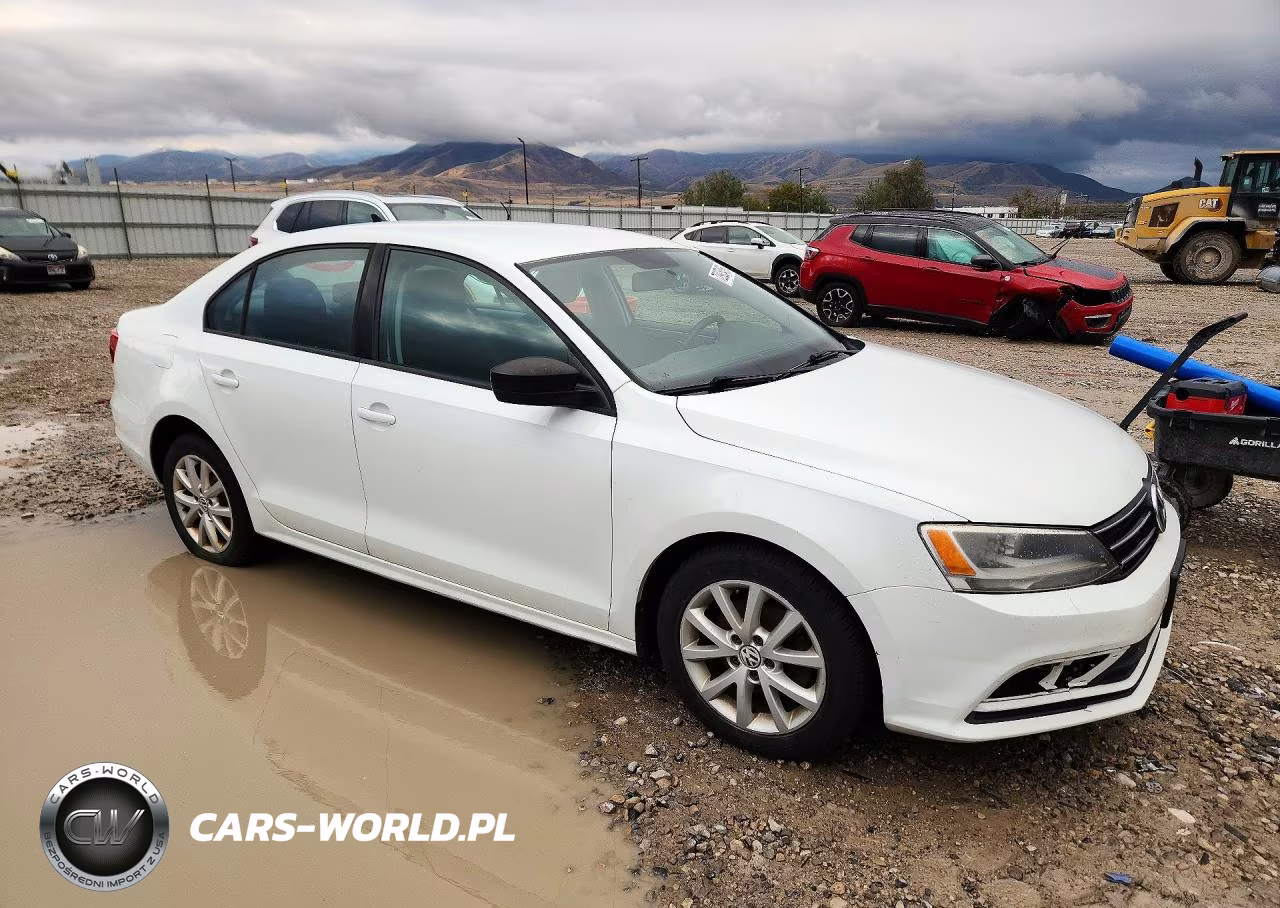 2015 Volkswagen Jetta Se VIN:3VWD17AJ4FM269796 - 4