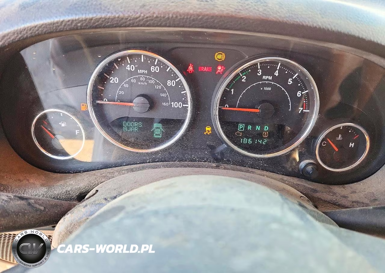 2012 Jeep Wrangler Unlimited Rubicon VIN:1C4HJWFGXCL123895 - 9
