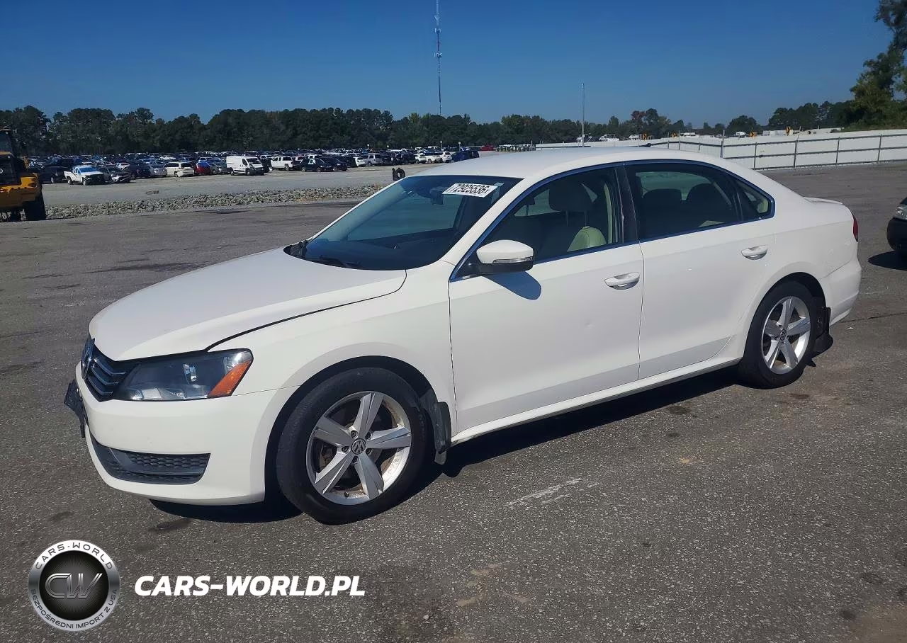 2015 Volkswagen Passat Se VIN:1VWBT7A35FC019357 - 1