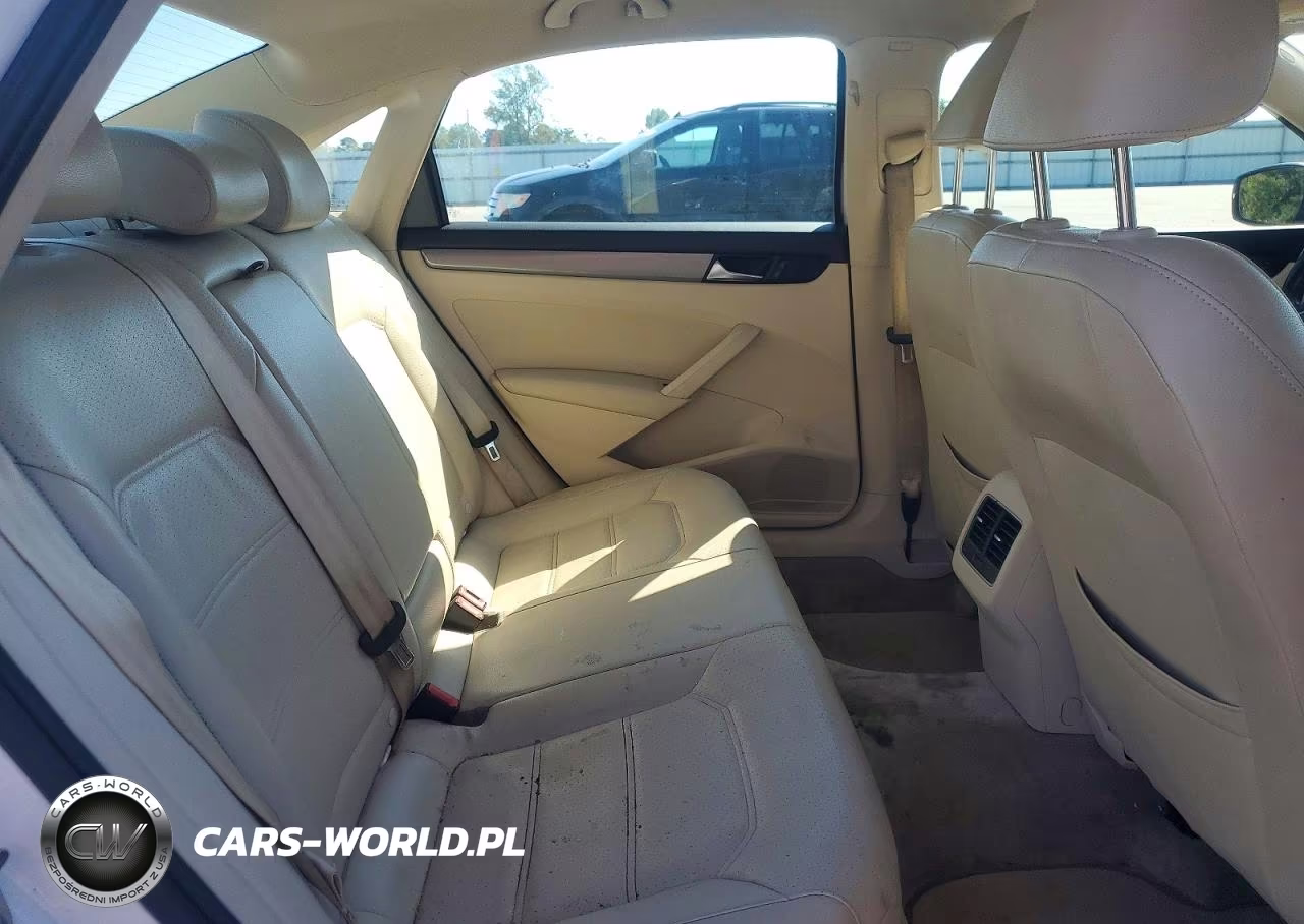 2015 Volkswagen Passat Se VIN:1VWBT7A35FC019357 - 10