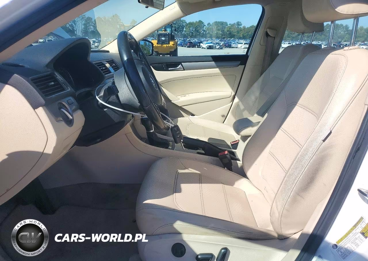 2015 Volkswagen Passat Se VIN:1VWBT7A35FC019357 - 7