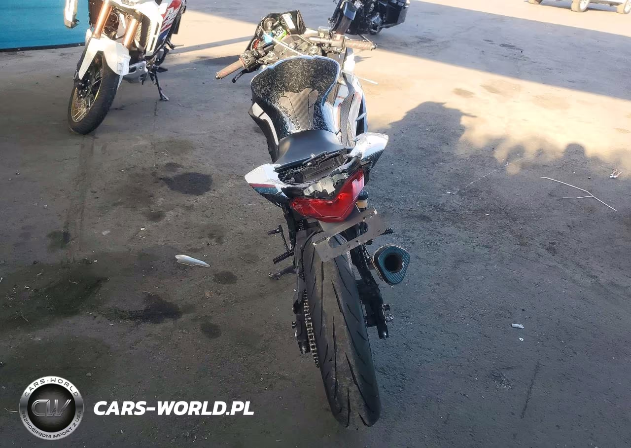 2014 Kawasaki Ex300 A VIN:JKAEX8A16EA008932 - 4