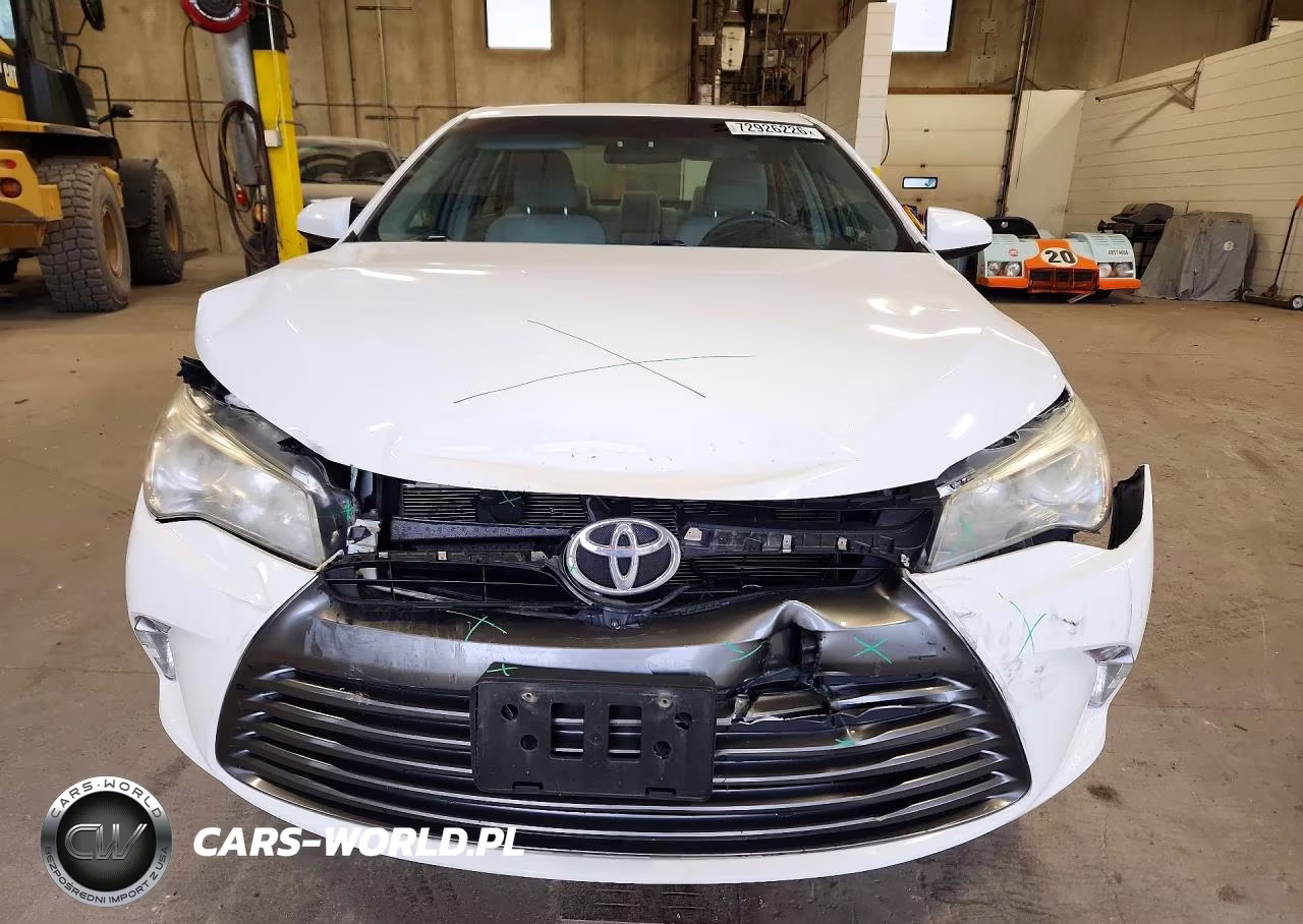 2016 Toyota Camry Le VIN:4T1BF1FK0GU256367 - 5