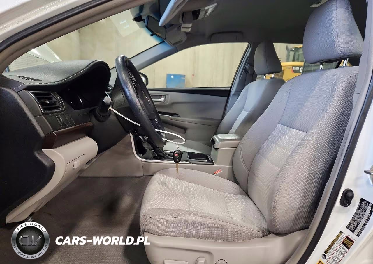 2016 Toyota Camry Le VIN:4T1BF1FK0GU256367 - 7
