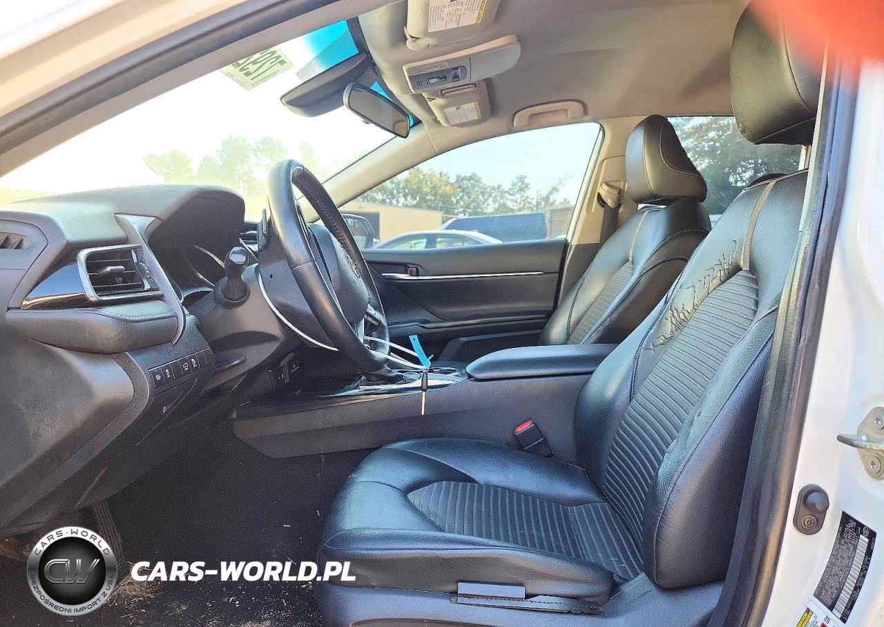 2020 Toyota Camry Se VIN:4T1G11AK3LU889189 - 7