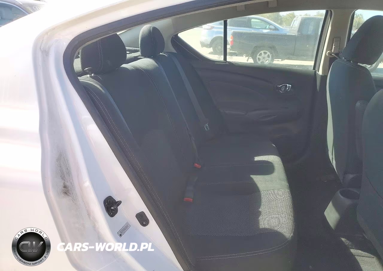 2018 Nissan Versa Sv VIN:3N1CN7AP8JL886689 - 10