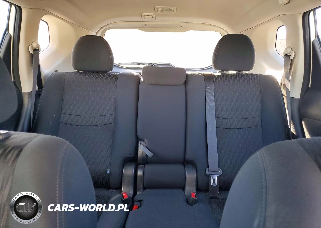 2020 Nissan Rogue S VIN:5N1AT2MTXLC782110 - 10