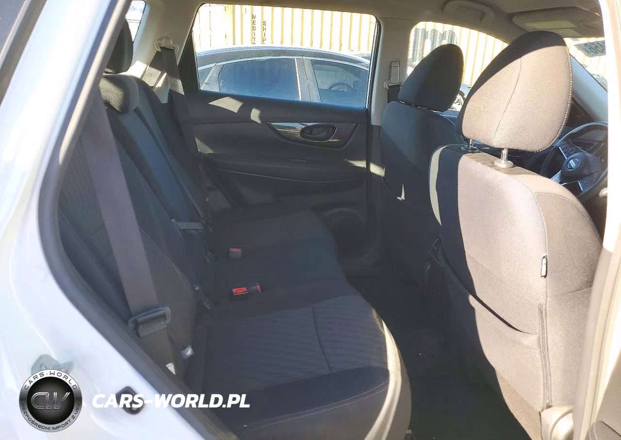 2020 Nissan Rogue S VIN:5N1AT2MTXLC782110 - 11