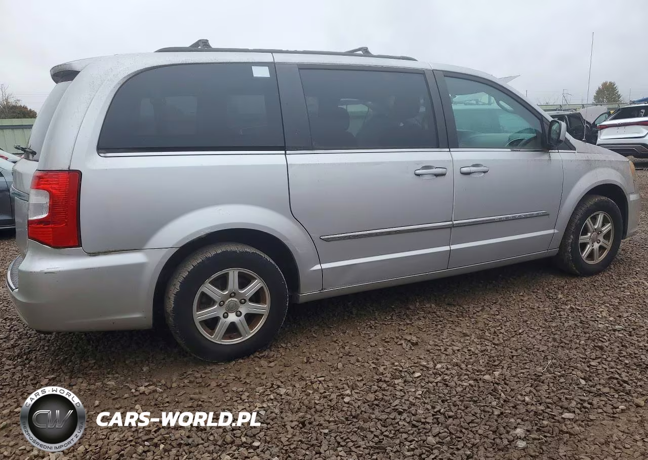 2012 Chrysler Town & Country Touring VIN:2C4RC1BG5CR327759 - 3