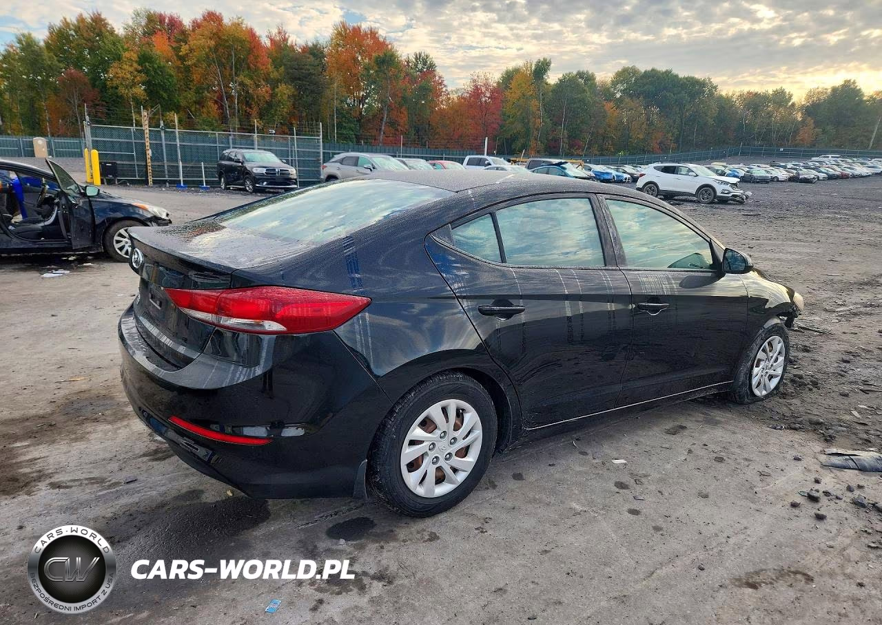 2018 Hyundai Elantra Se VIN:5NPD74LF9JH299741 - 3
