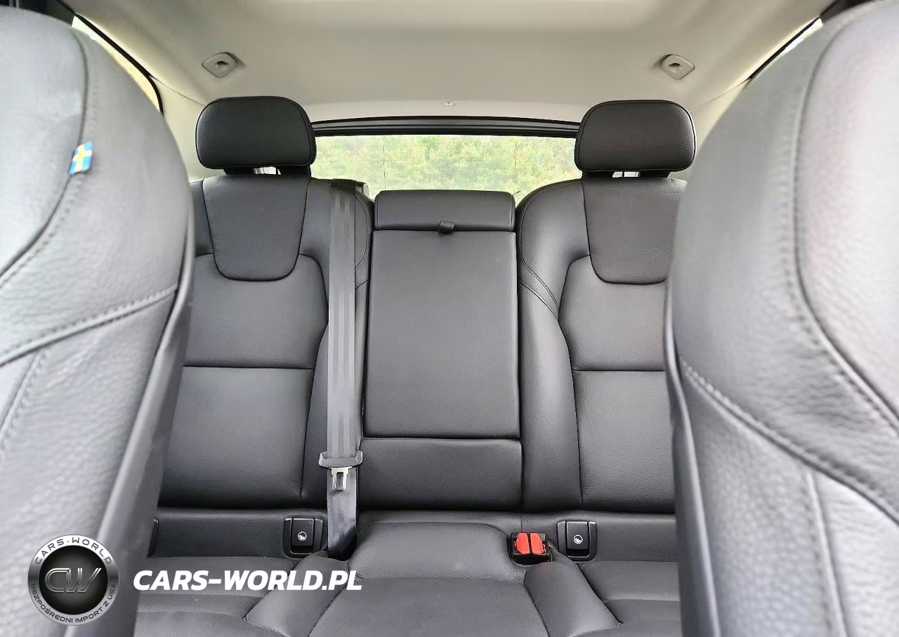 2025 Volvo Xc60 Plus VIN:YV4M12RC9S1183089 - 10