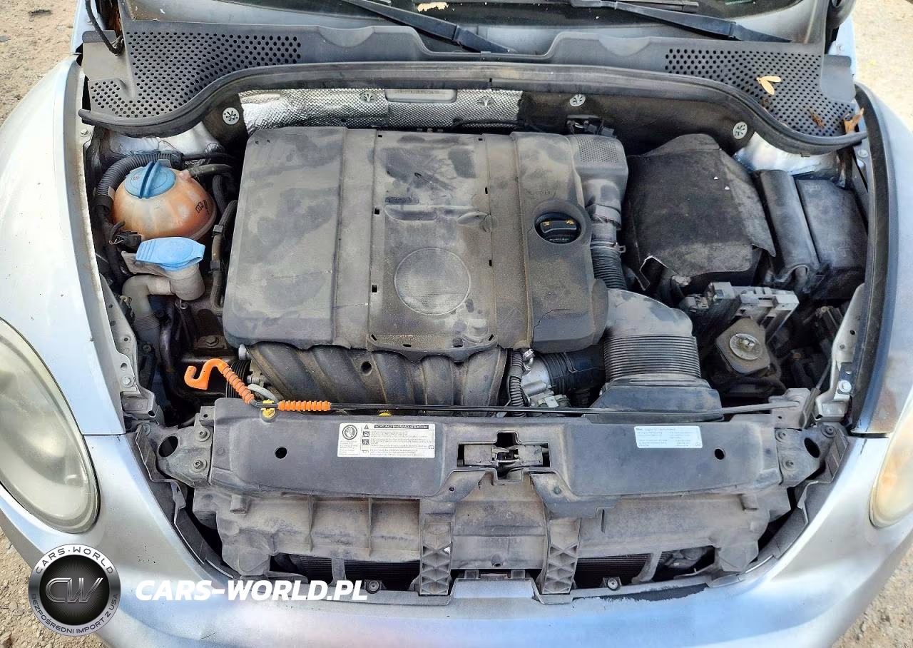 2014 Volkswagen Beetle VIN:3VWFP7AT0EM623420 - 11