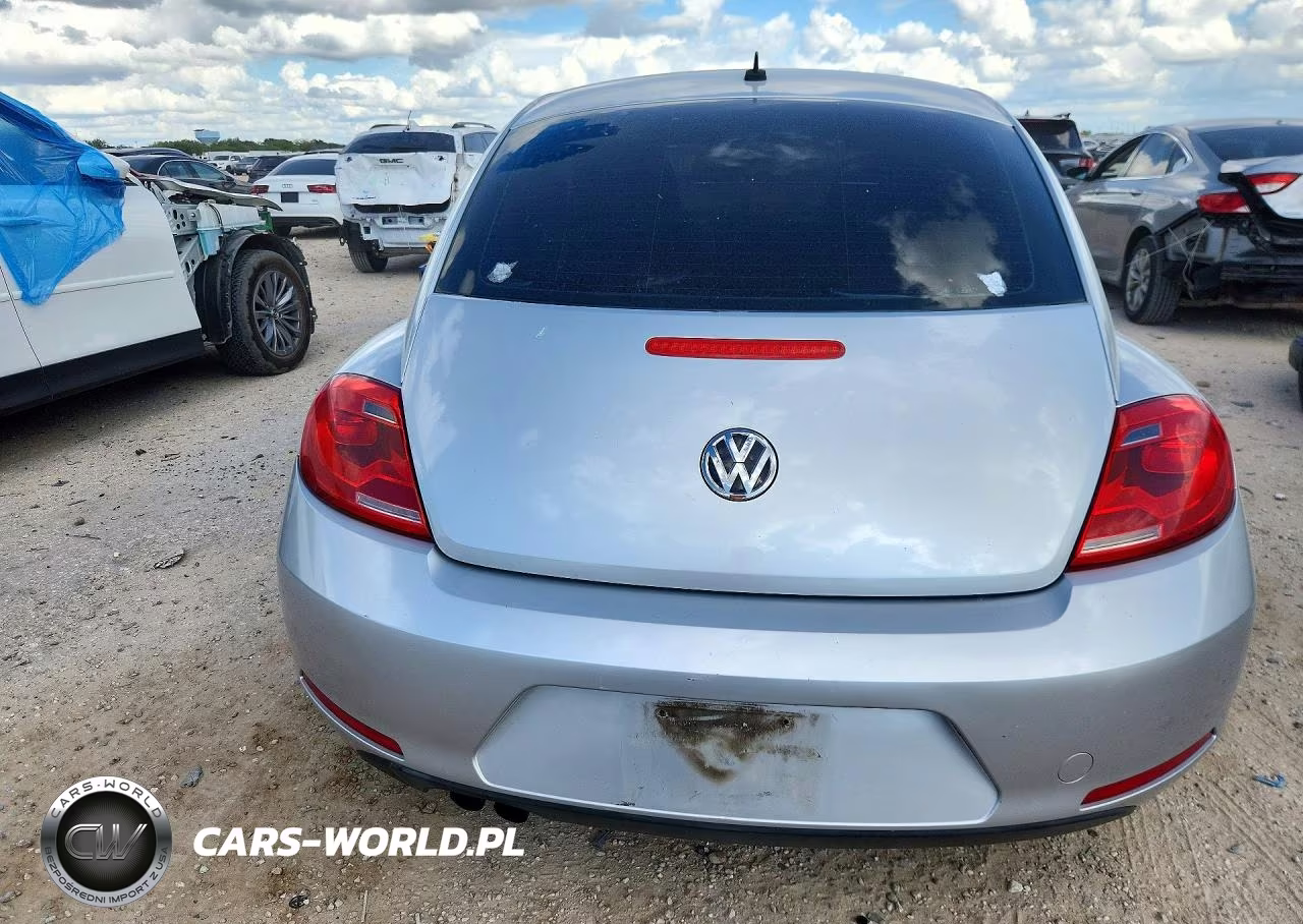 2014 Volkswagen Beetle VIN:3VWFP7AT0EM623420 - 6