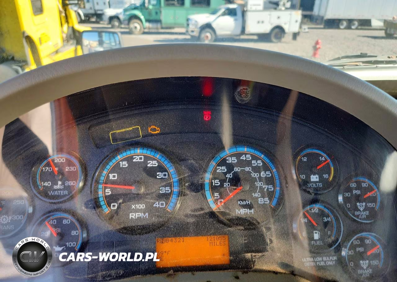 2013 International 4000 4400 - Semi Truck VIN:3HAMKAANXDL296192 - 9